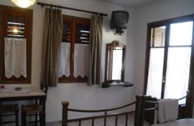 Pleoussa Studio And Apartments Skopelos Exterior foto