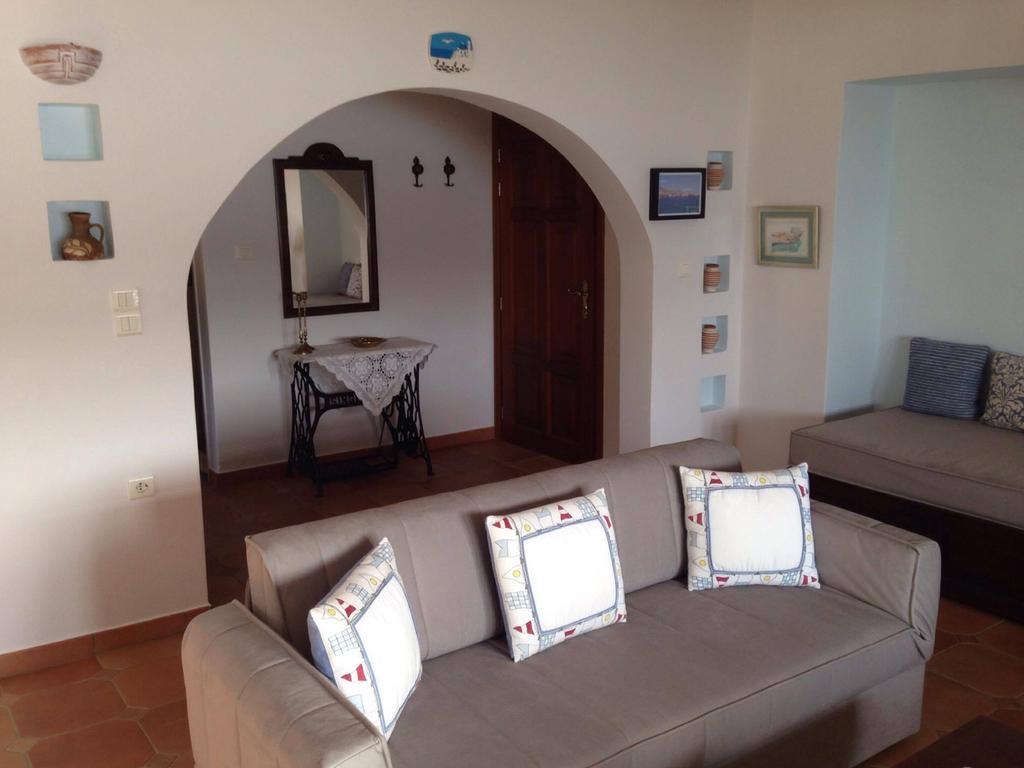 Pleoussa Studio And Apartments Skopelos Exterior foto