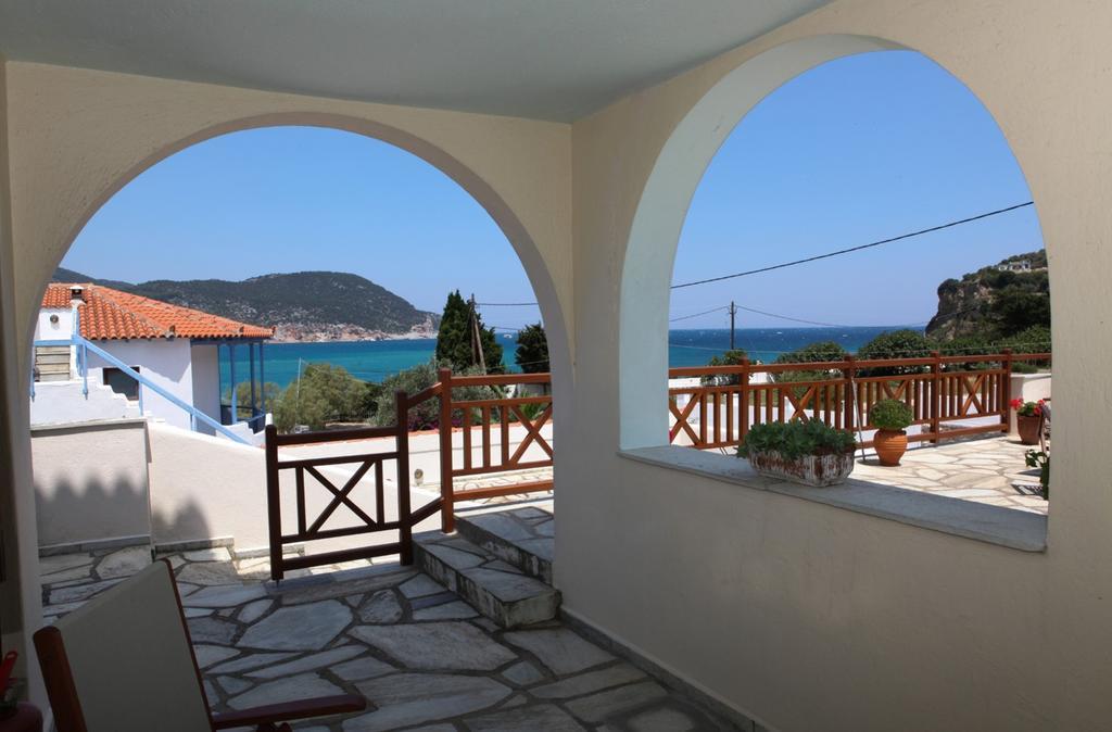 Pleoussa Studio And Apartments Skopelos Exterior foto