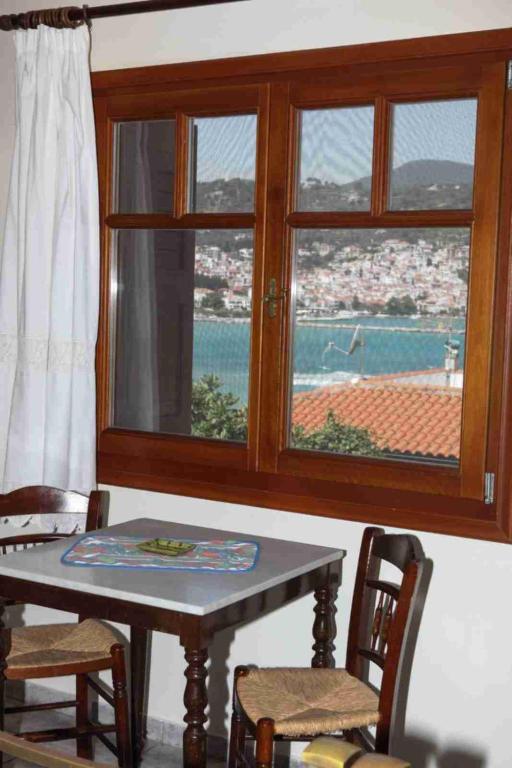 Pleoussa Studio And Apartments Skopelos Quarto foto
