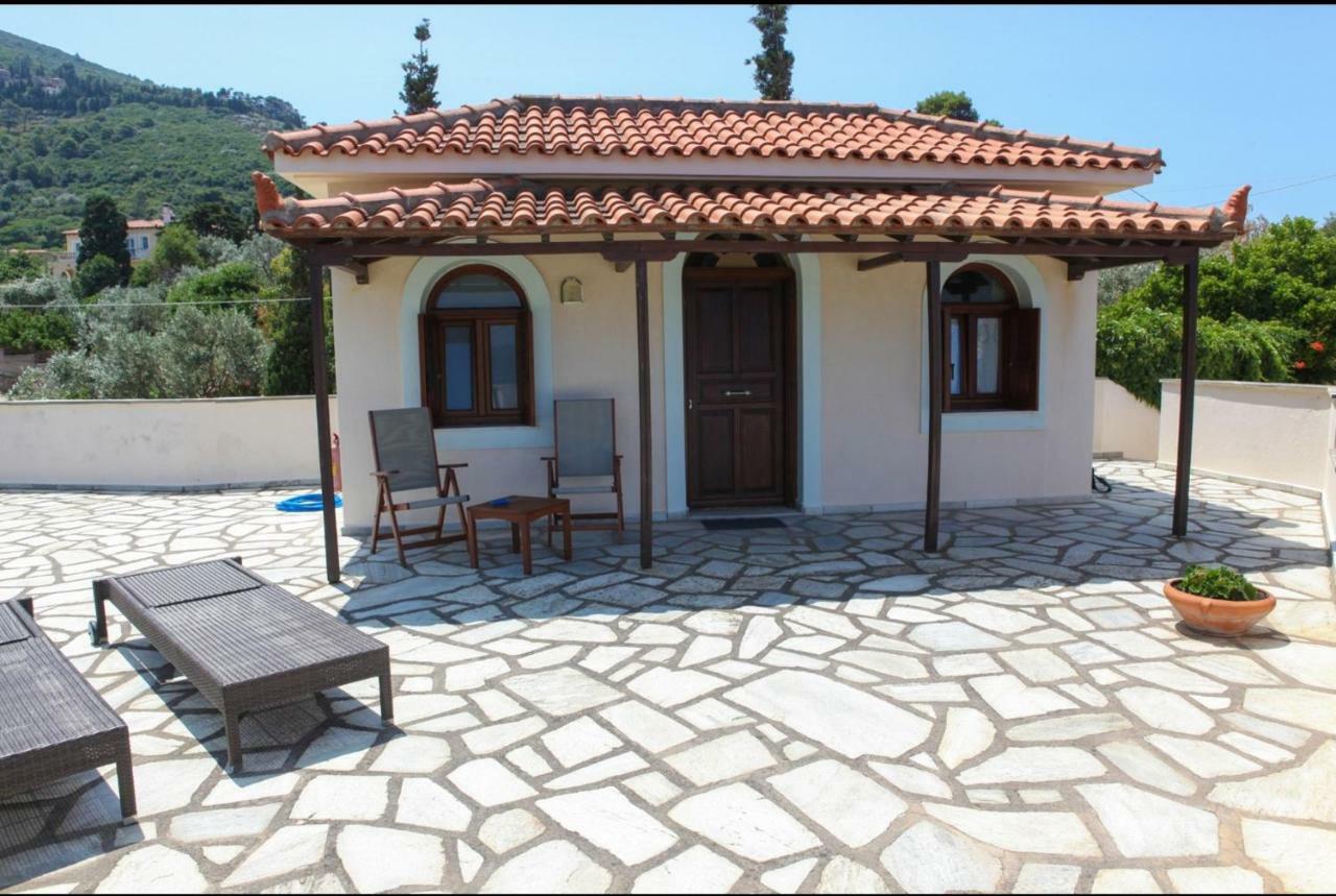 Pleoussa Studio And Apartments Skopelos Exterior foto